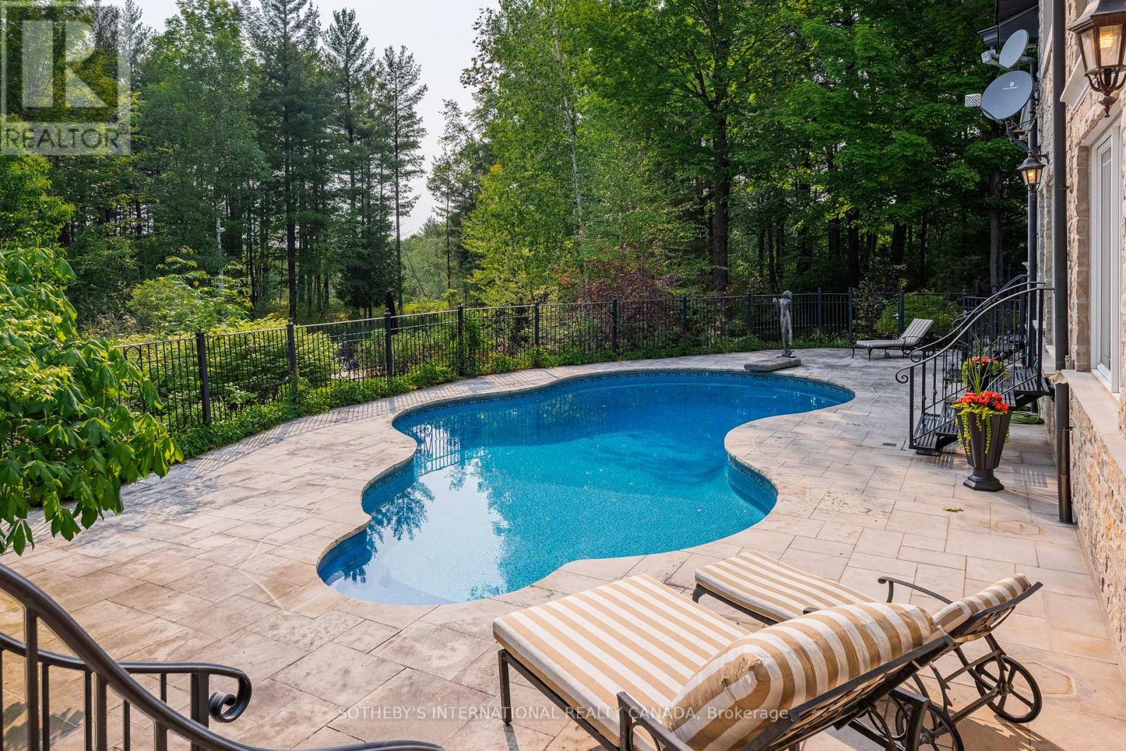 101 Paula Court, Vaughan (Kleinburg), Ontario  L0J 1C0 - Photo 39 - N12391155