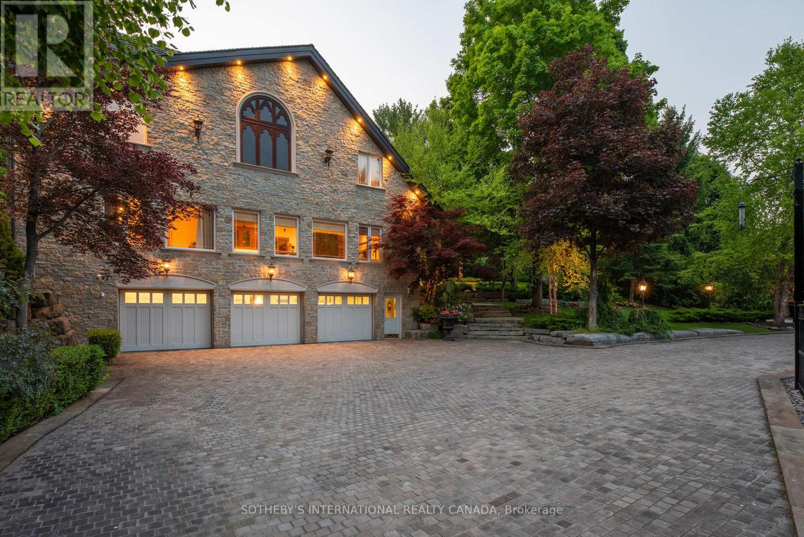 101 Paula Court, Vaughan (Kleinburg), Ontario  L0J 1C0 - Photo 46 - N12391155