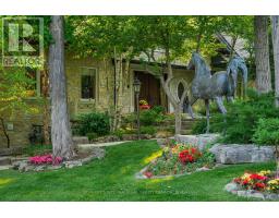 101 PAULA COURT, Vaughan, Ontario