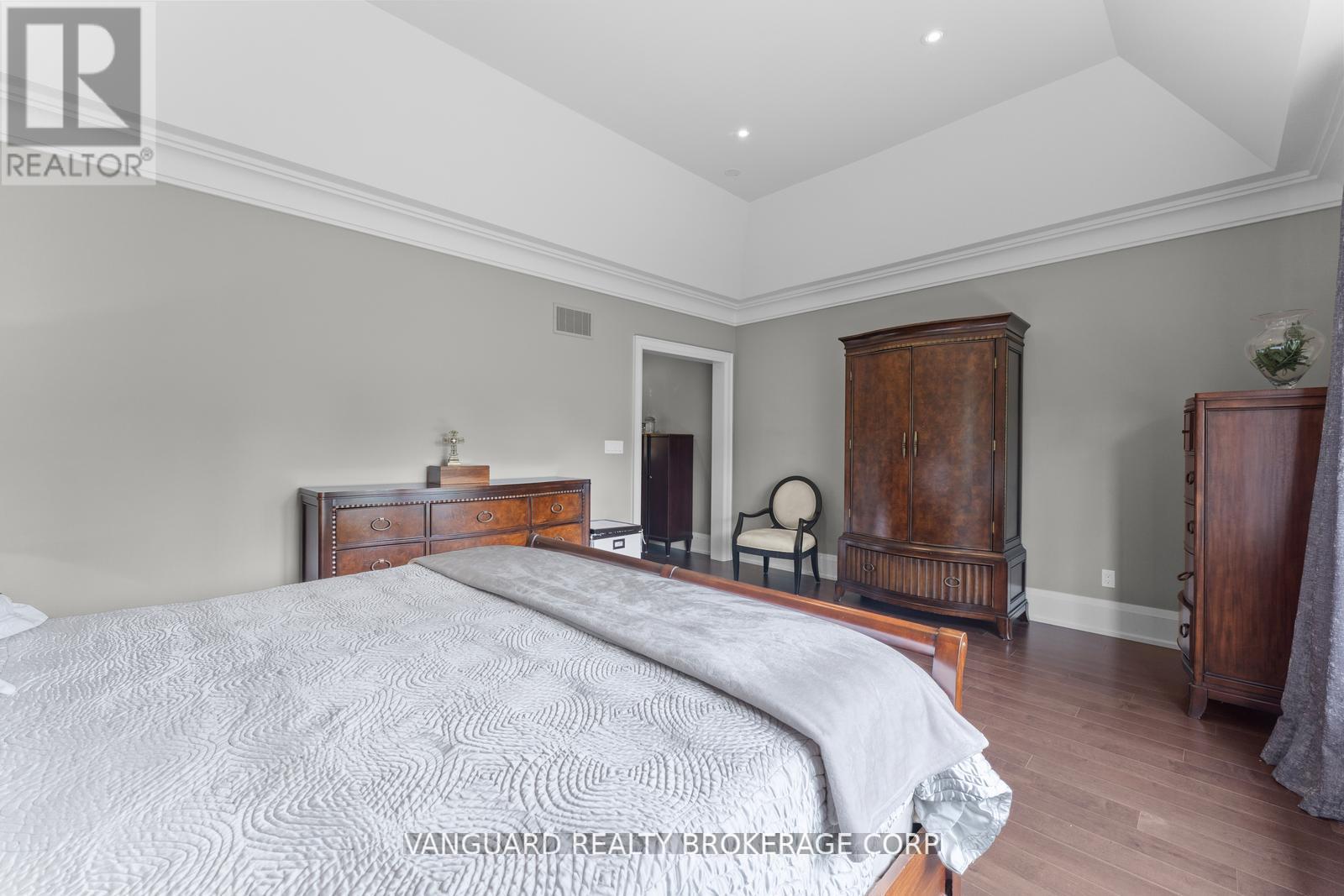 32 Birch Hill Road, Vaughan, Ontario  L4L 1J2 - Photo 29 - N12391185