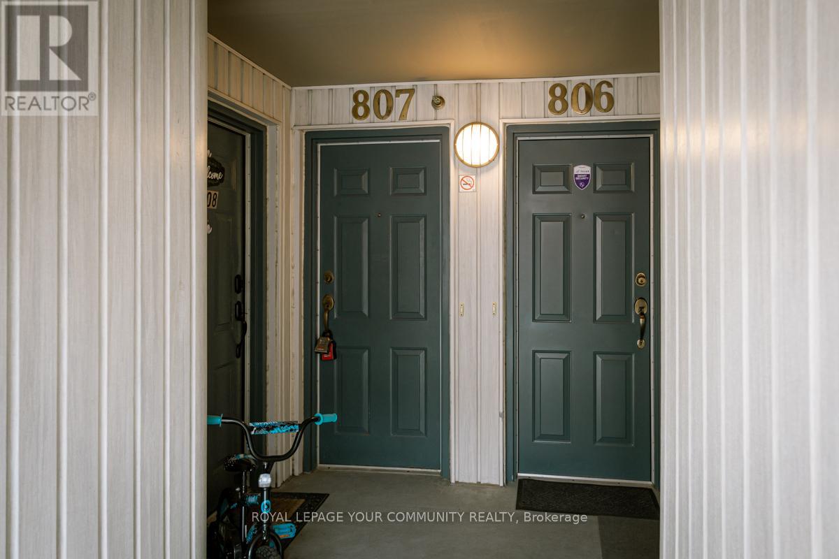 Property at 807 - 75 WELDRICK ROAD E image 3
