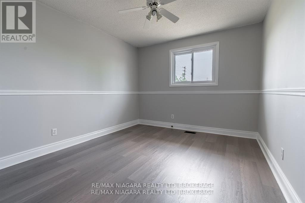 49 Autumn Place, St. Catharines, Ontario  L2P 2W6 - Photo 11 - X12391281