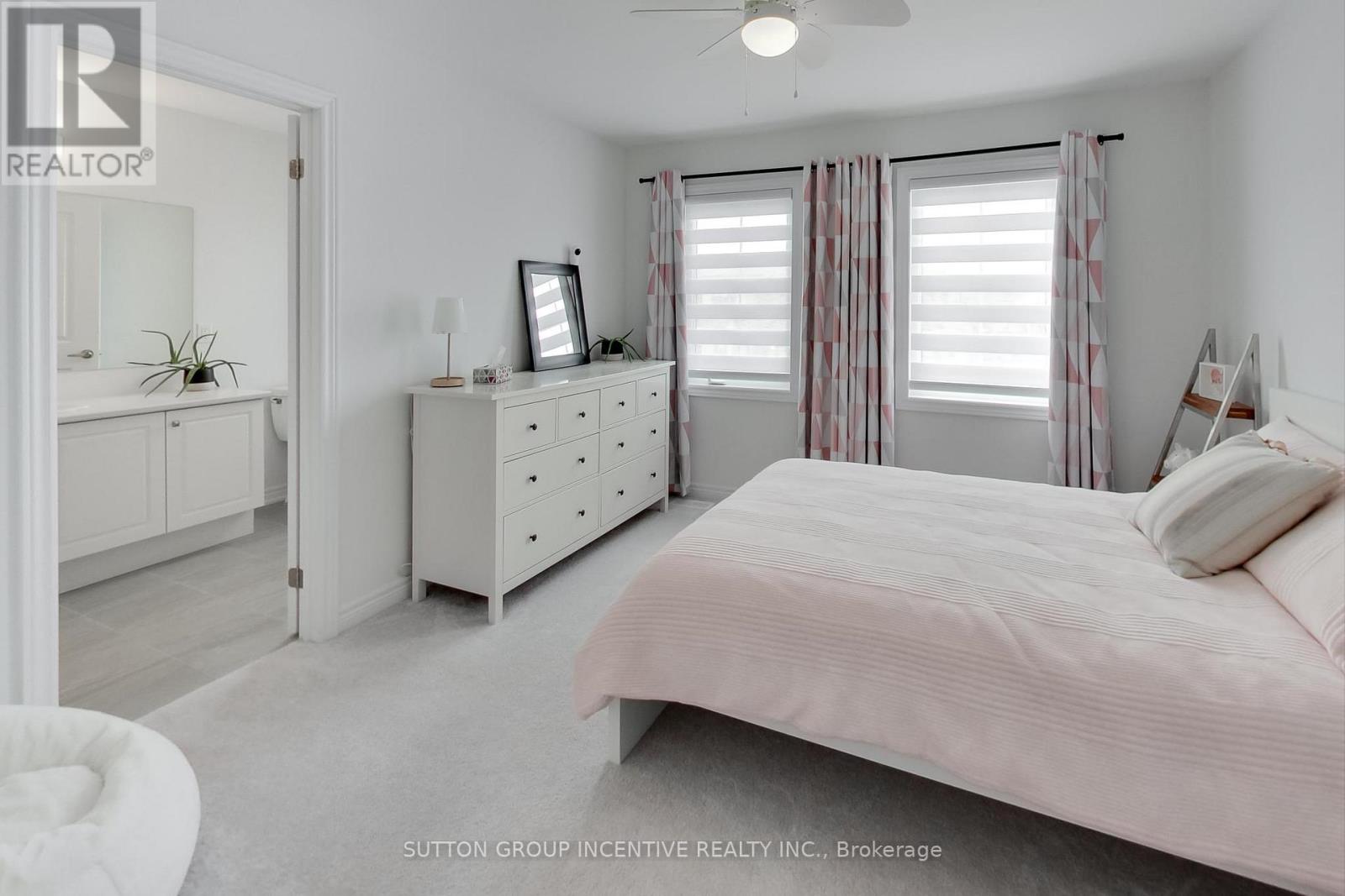 13 Abbey Crescent, Barrie, Ontario  L9J 0W9 - Photo 25 - S12391186