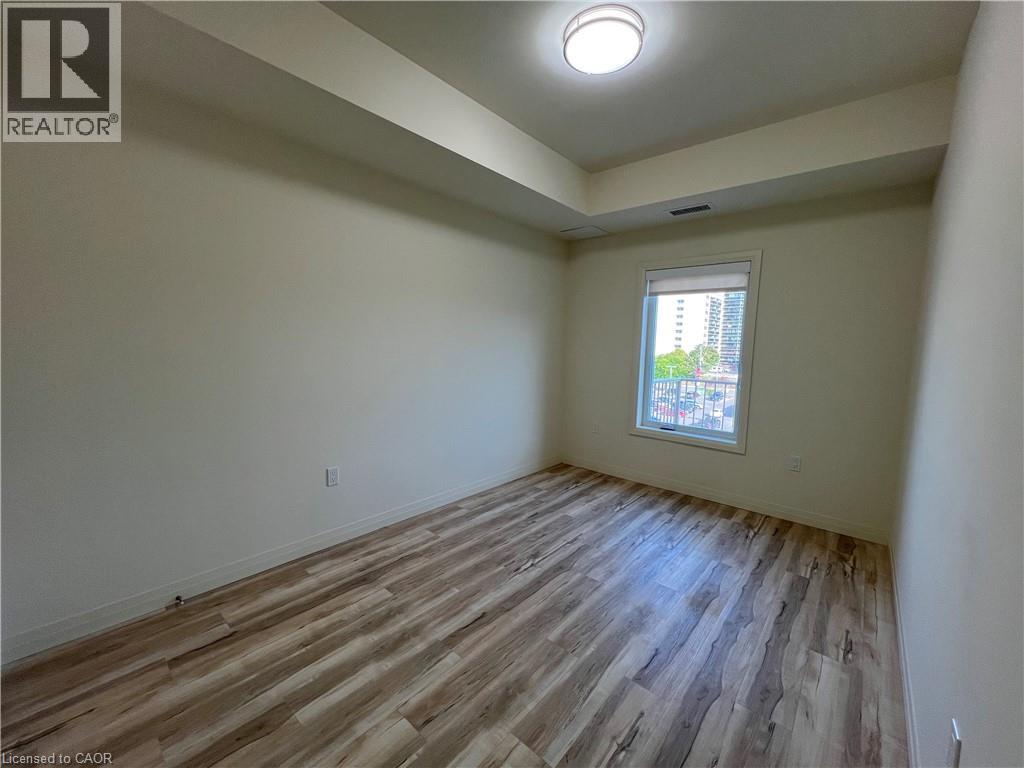 301 Westmount Road W Unit# 412, Kitchener, Ontario  N2M 0C4 - Photo 12 - 40767791