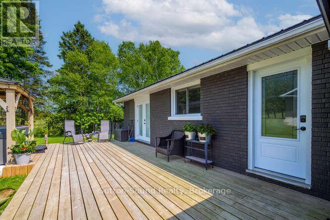 202093 21 Highway, Georgian Bluffs, Ontario  N4K 5N7 - Photo 32 - X12391263