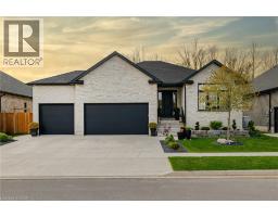 41 GILMER Crescent, Listowel, Ontario