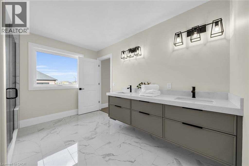 25 Duchess Drive, Delhi, Ontario  N4B 0B3 - Photo 38 - 40766408