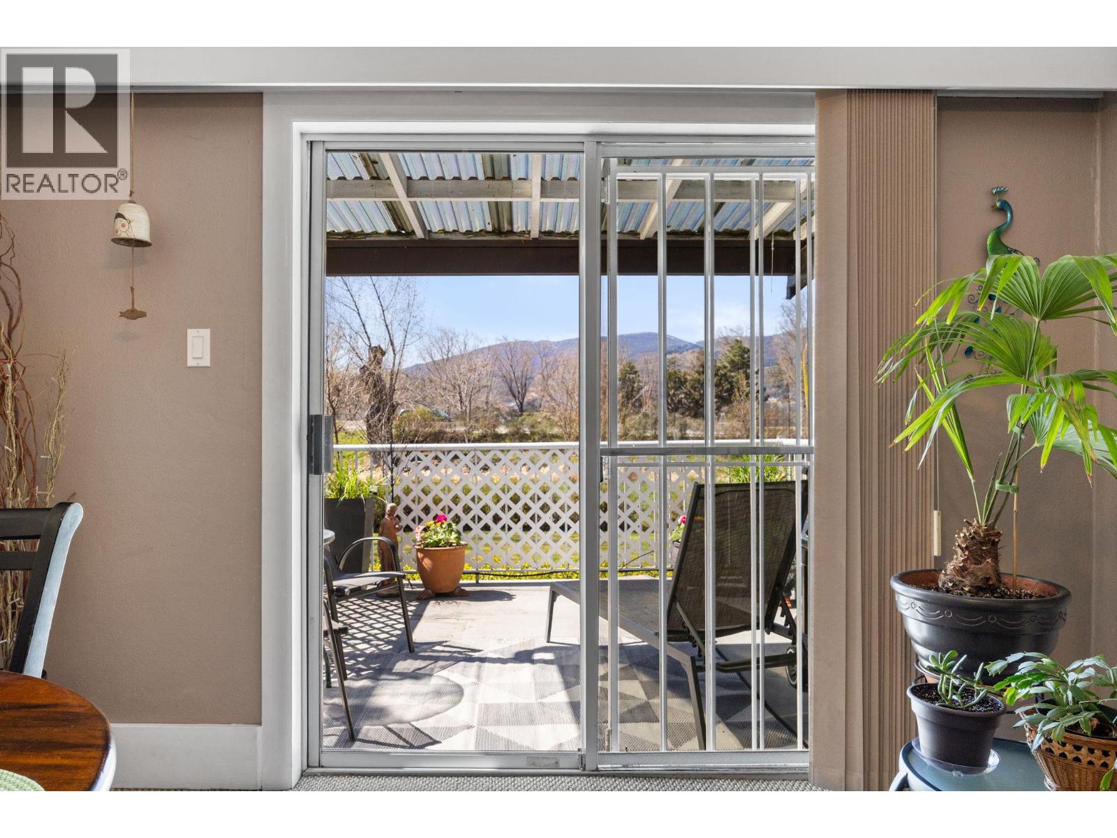 1830 Riverside Avenue, Kelowna, British Columbia  V1Y 1A7 - Photo 33 - 10362012