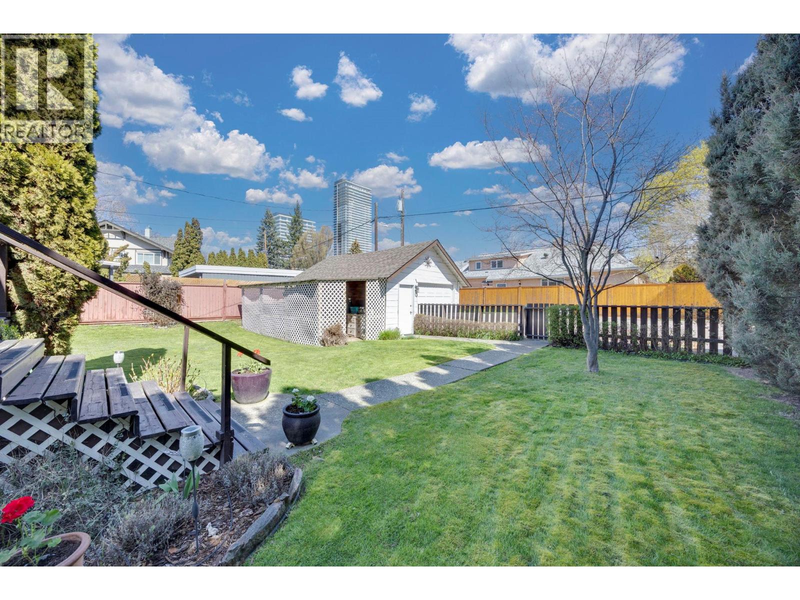 1830 Riverside Avenue, Kelowna, British Columbia  V1Y 1A7 - Photo 55 - 10362012