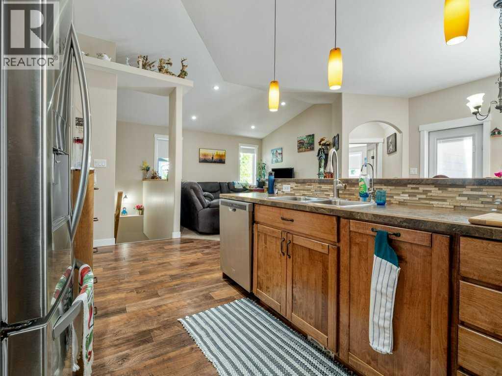 406 11 Street, Nobleford, Alberta  T0L 1S0 - Photo 15 - A2253017