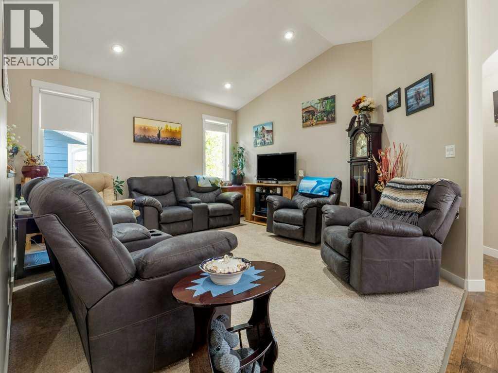 406 11 Street, Nobleford, Alberta  T0L 1S0 - Photo 19 - A2253017