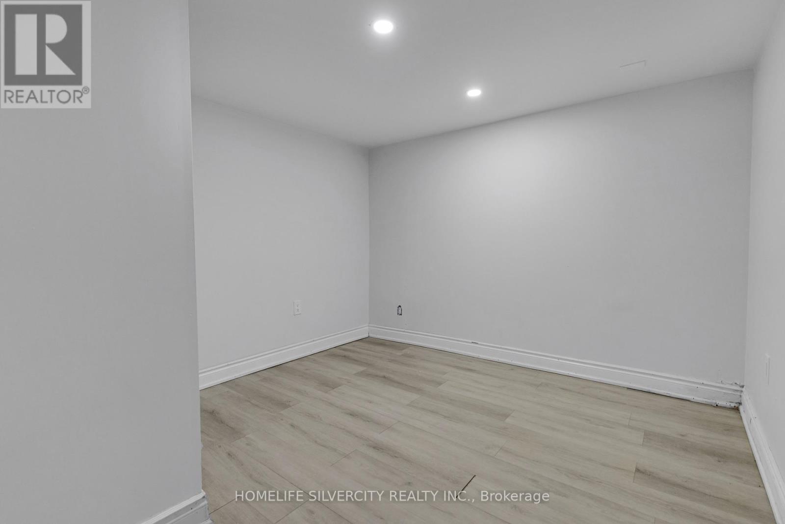 1 Studley Street, Mississauga, Ontario  L4T 1H9 - Photo 25 - W12331567