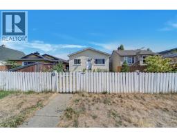 3645 14th Ave Port Alberni, Port Alberni, Ca
