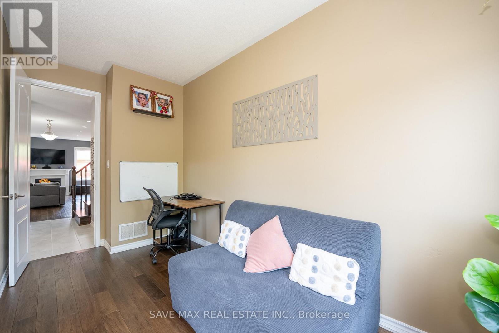 30 Polstar Road, Brampton (Northwest Brampton), Ontario  L7A 0G2 - Photo 11 - W12391125