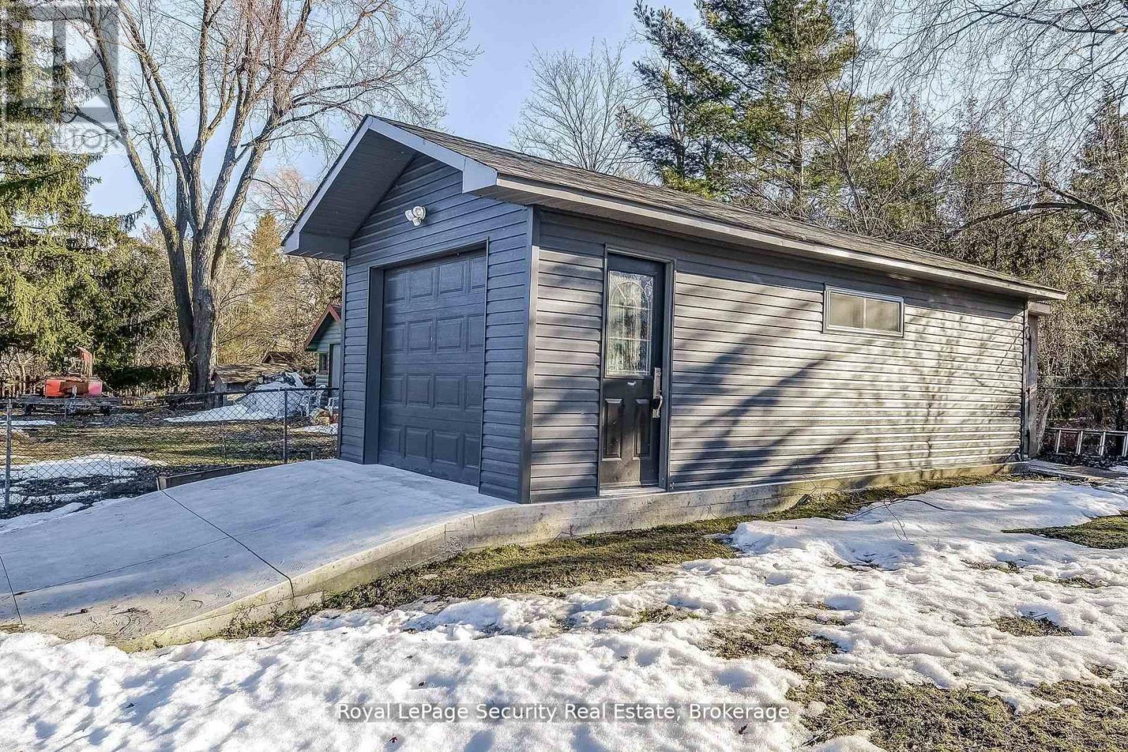 11310 Trafalgar Road, Halton Hills (Stewarttown), Ontario  L7G 4S5 - Photo 43 - W12391177