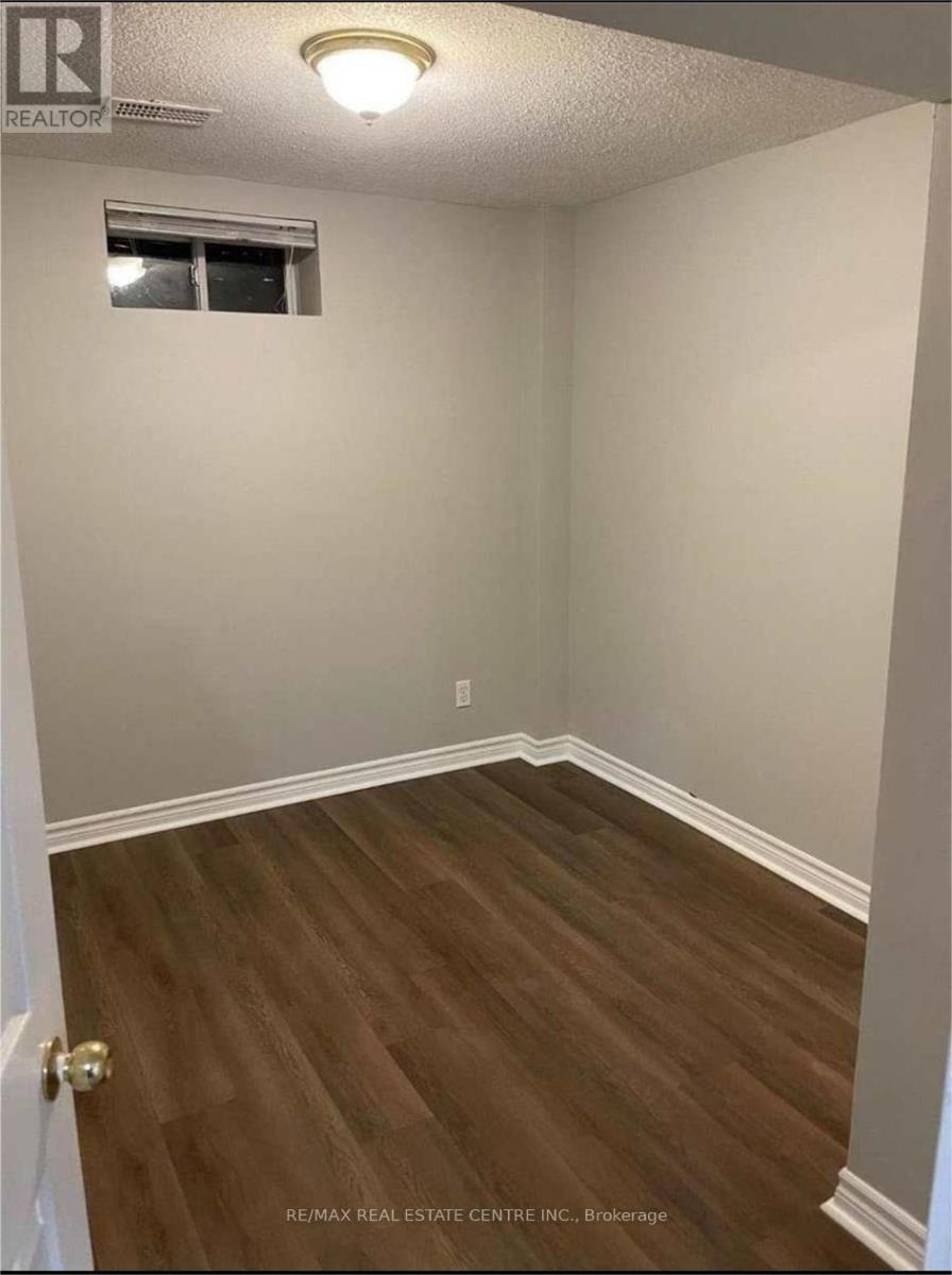 Basement - 5352 Faith Court, Mississauga, Ontario  L5R 3Y6 - Photo 3 - W12391218