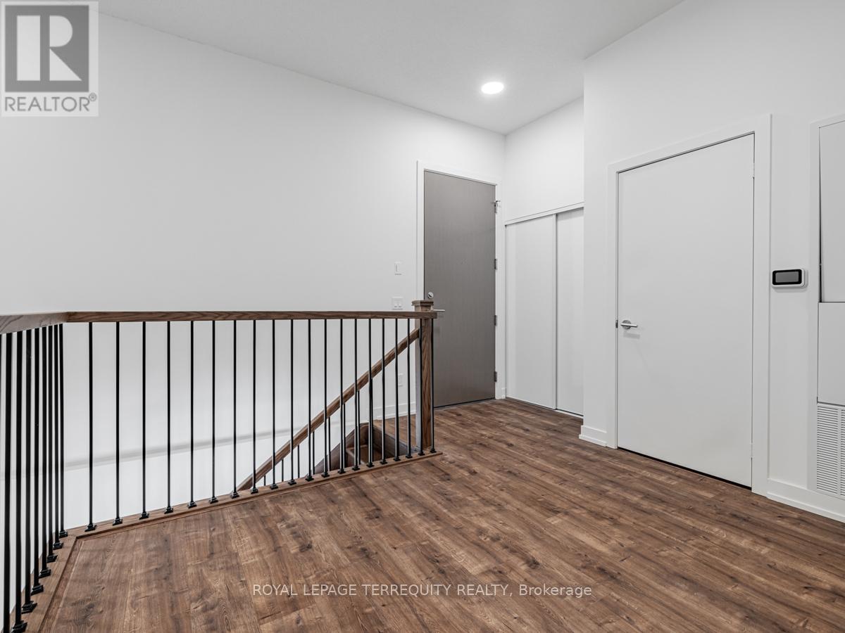 101 - 10 Wilby Crescent, Toronto, Ontario  M9N 0B6 - Photo 5 - W12391220