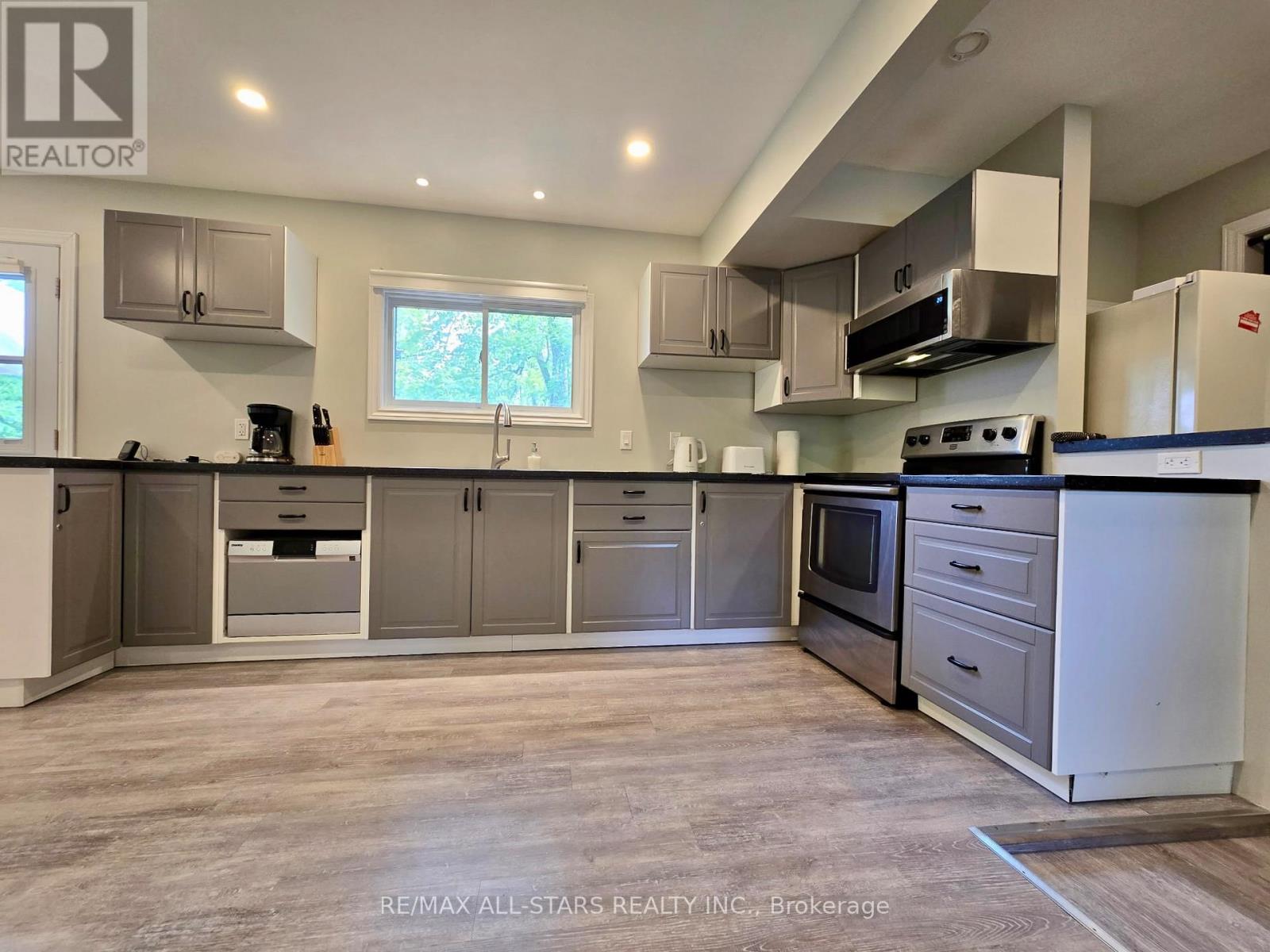 47 Kennedy Drive, Trent Lakes, Ontario  K0M 1A0 - Photo 9 - X12388329