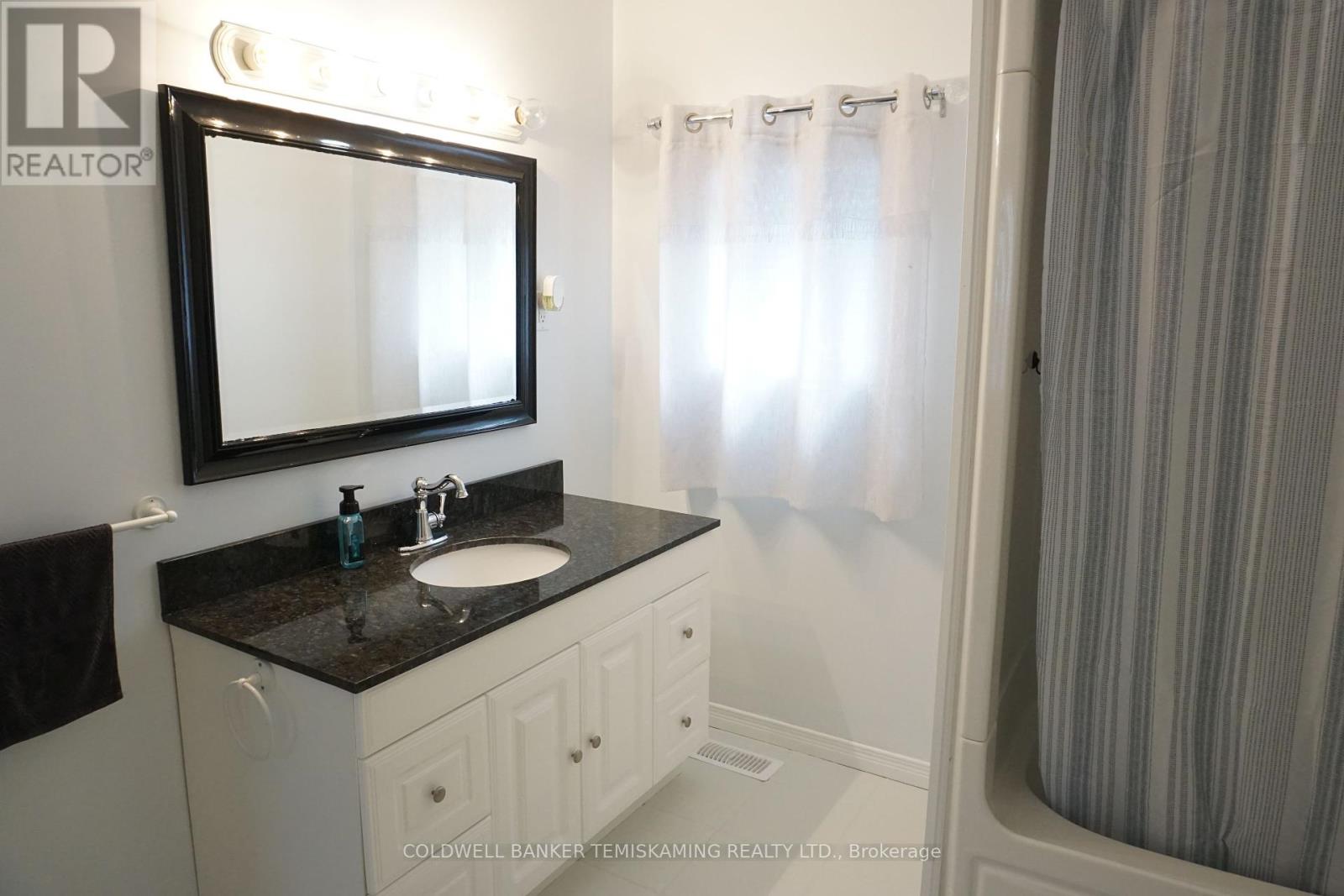 351 Broadwood Avenue, Temiskaming Shores, Ontario  P0J 1P0 - Photo 37 - T12386132