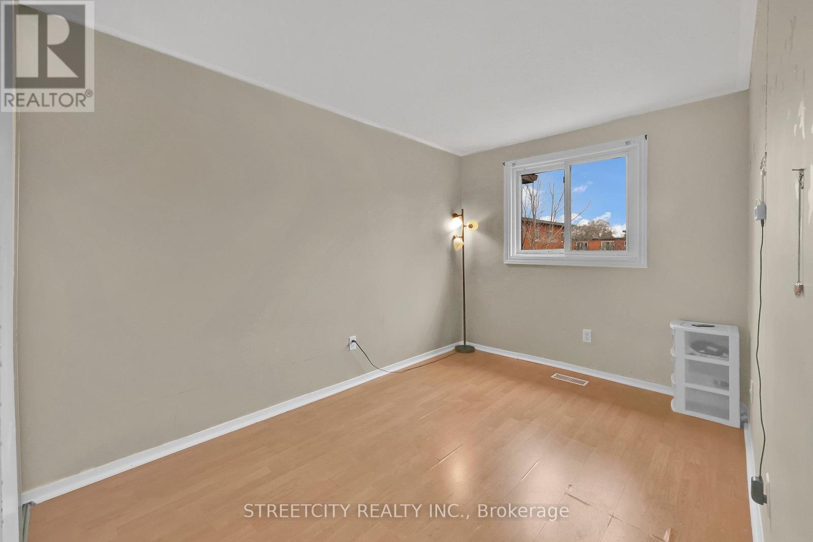 8 - 253 Taylor Street, London East, Ontario  N5Y 2J6 - Photo 25 - X12389509