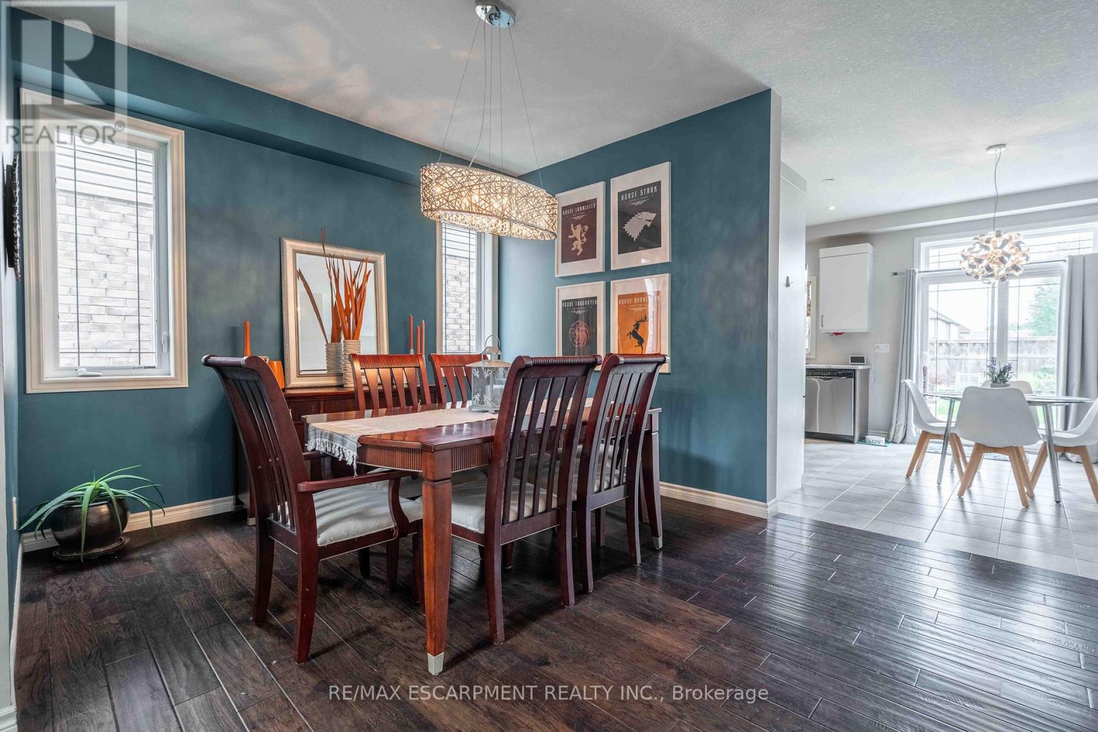27 Purnell Drive, Hamilton (Gilbert), Ontario  L9C 0C6 - Photo 6 - X12391068