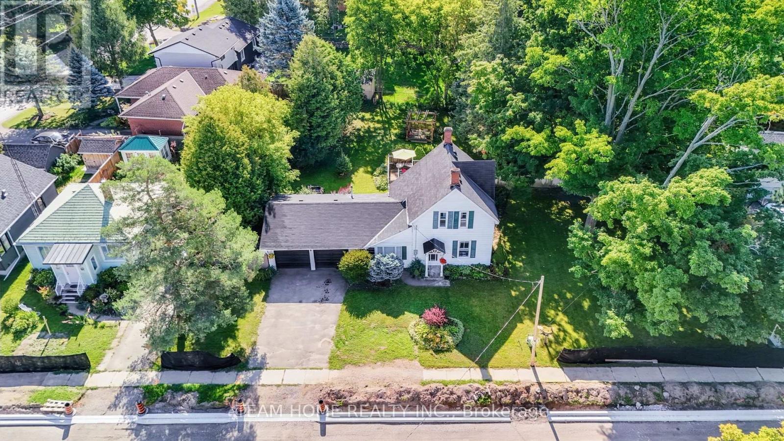 Property at 3 DUNDAS STREET E image 2