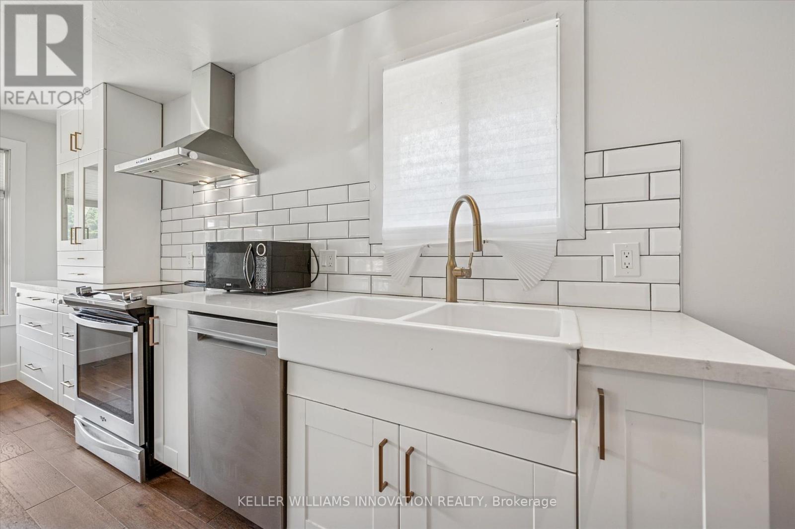 79 Lorraine Drive, Cambridge, Ontario N1R 6P2 - Photo 6 - X12391157