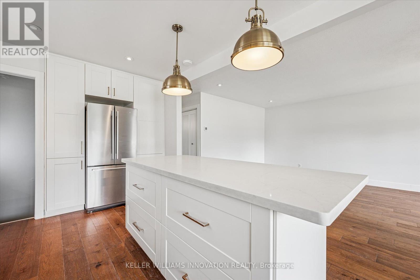 79 Lorraine Drive, Cambridge, Ontario N1R 6P2 - Photo 8 - X12391157