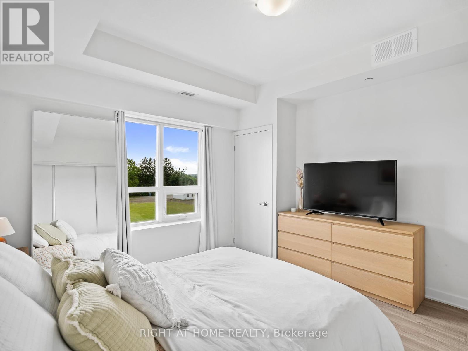 503 - 16 Markle Crescent, Hamilton, Ontario  L9G 0H4 - Photo 19 - X12391188