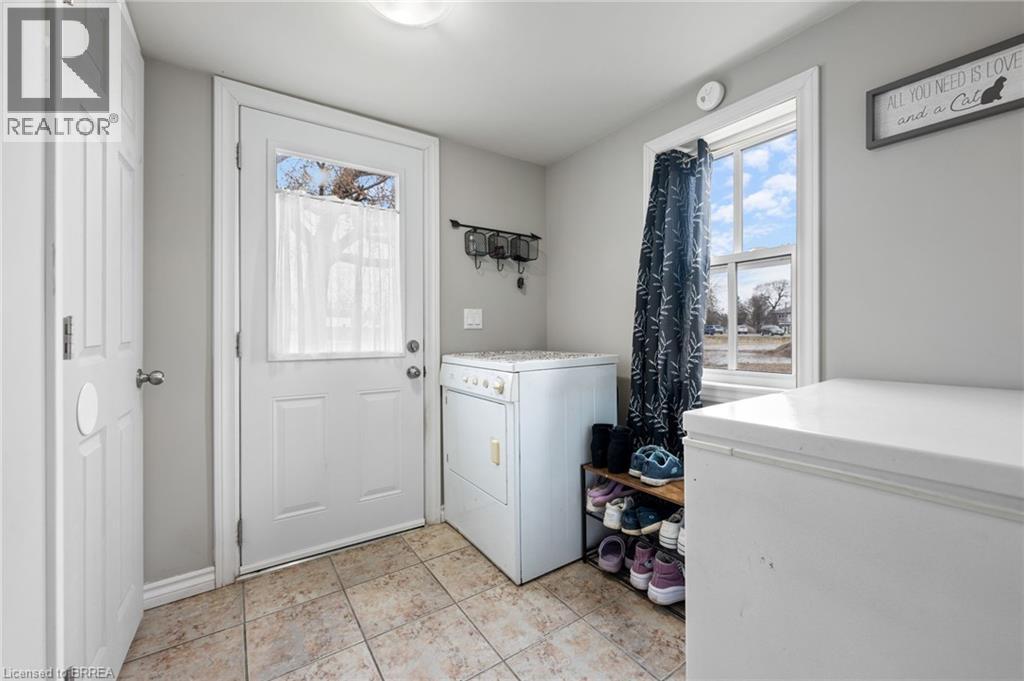 43 Main Street N, Hagersville, Ontario  N0A 1H0 - Photo 12 - 40767036