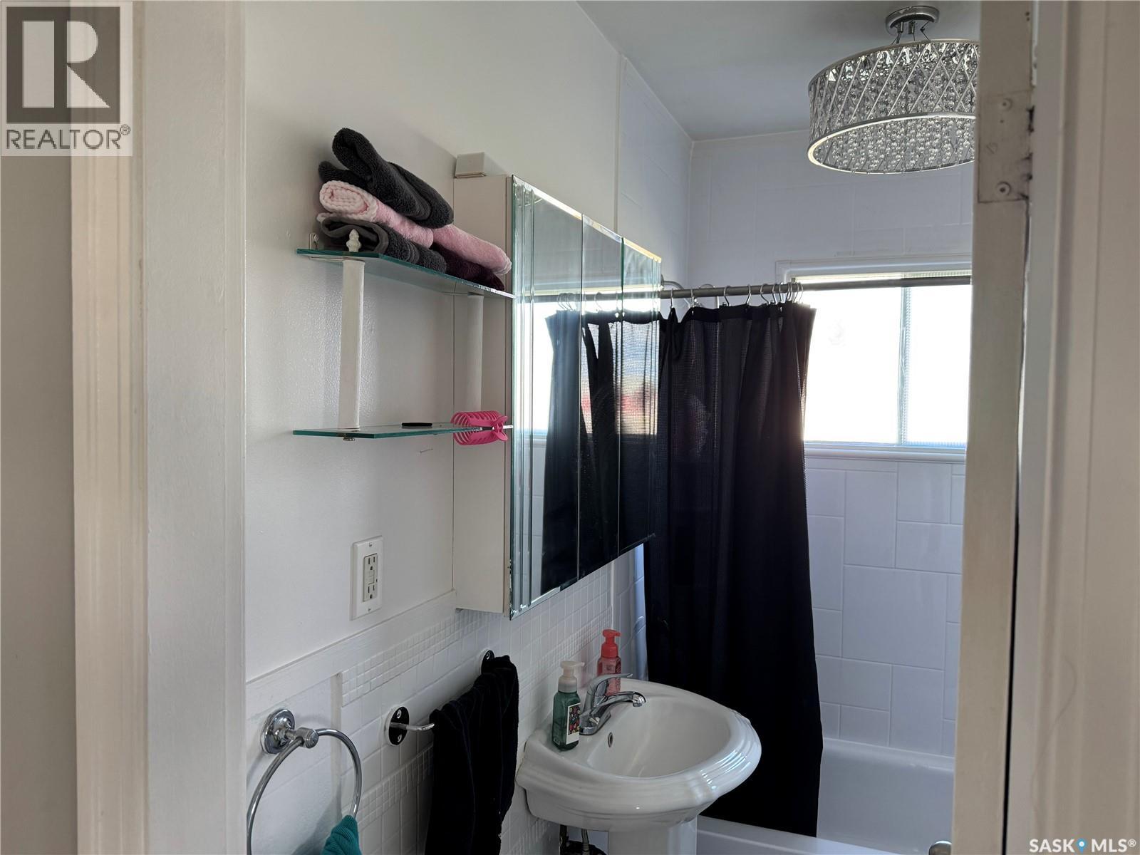 102 5th Avenue W, Blaine Lake, Saskatchewan  S0J 0J0 - Photo 11 - SK017860