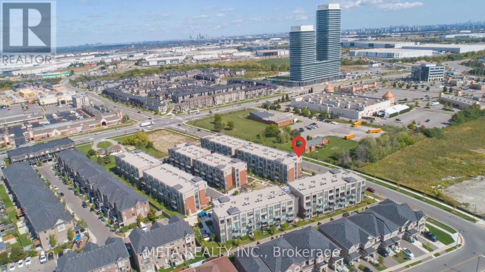112 - 95 Attmar Drive, Brampton (Bram East), Ontario  L6P 0Y6 - Photo 3 - W12386521