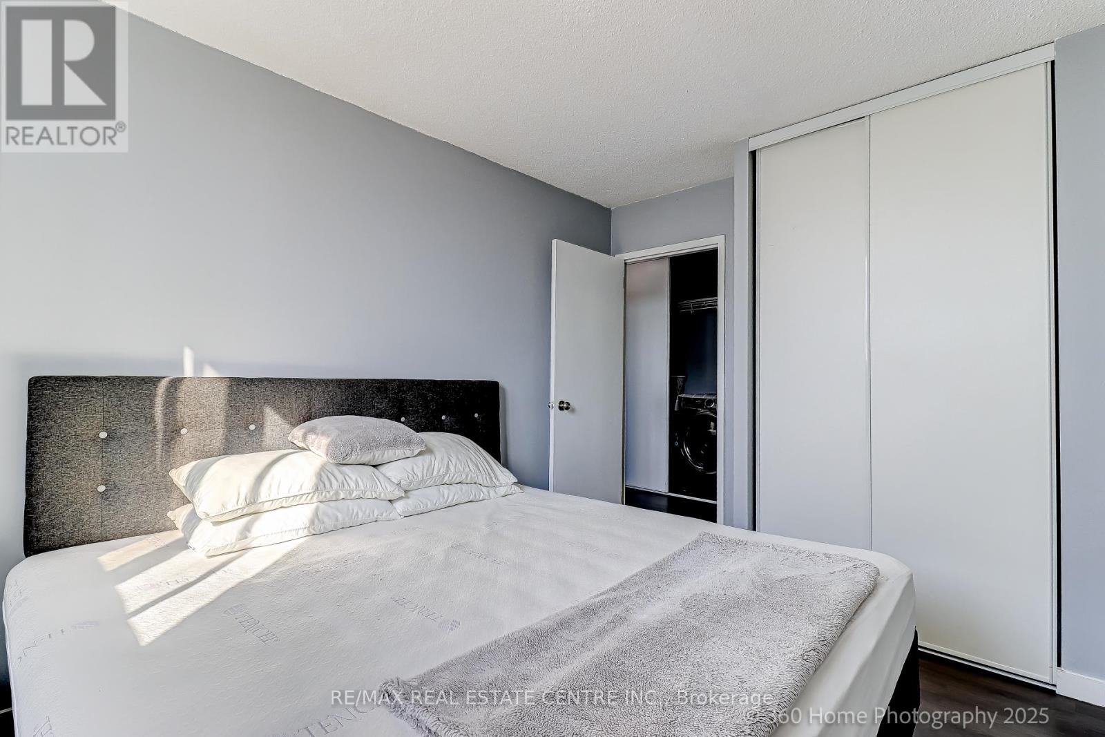 1108 - 200 Lotherton Pathway, Toronto, Ontario  M6B 2G9 - Photo 15 - W12390190
