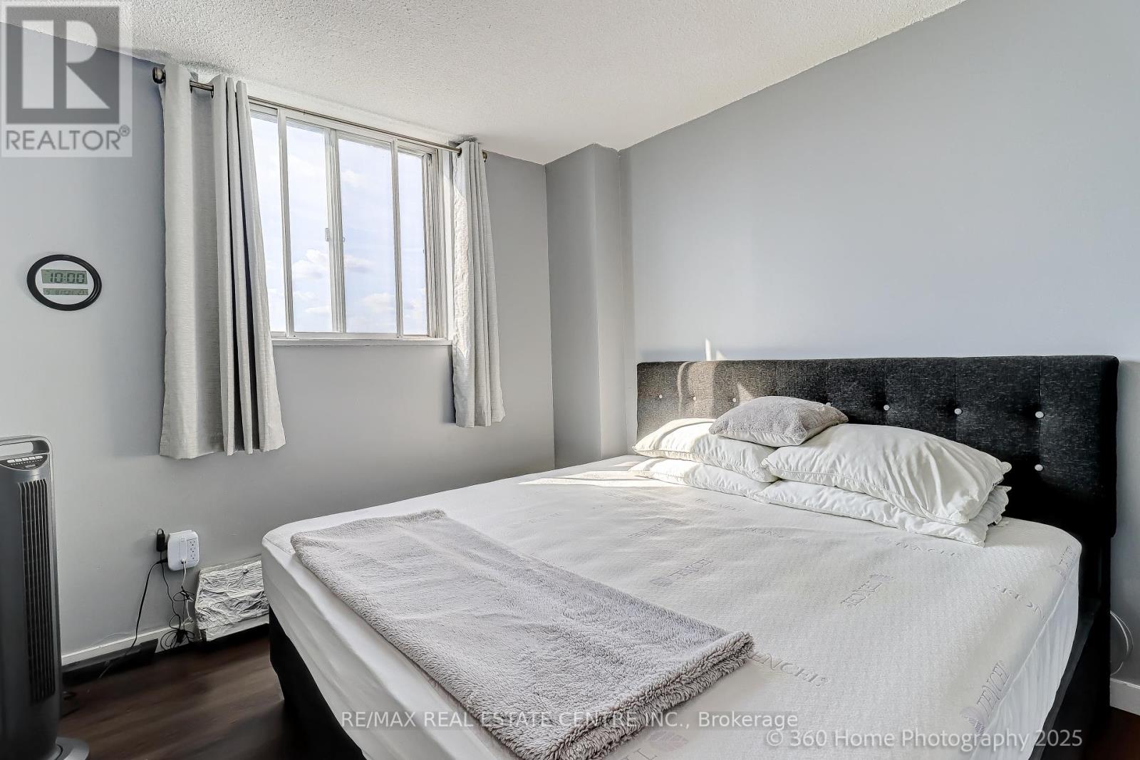 1108 - 200 Lotherton Pathway, Toronto, Ontario  M6B 2G9 - Photo 14 - W12390190