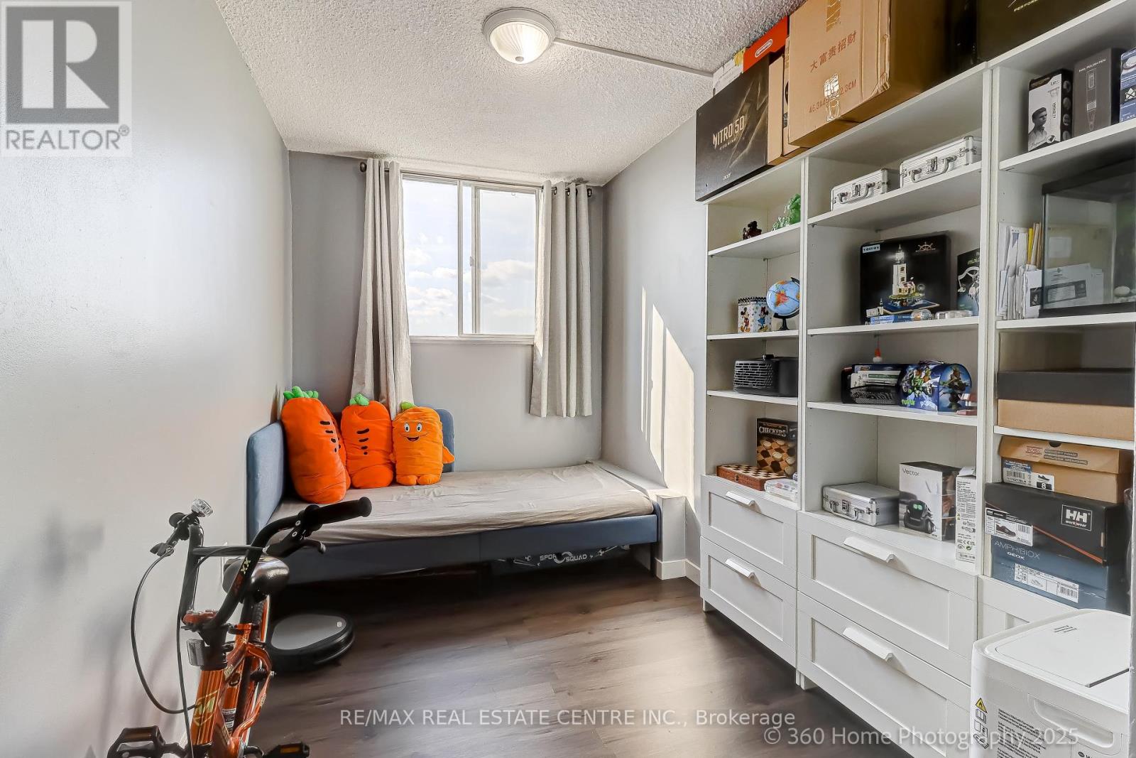 1108 - 200 Lotherton Pathway, Toronto, Ontario  M6B 2G9 - Photo 19 - W12390190