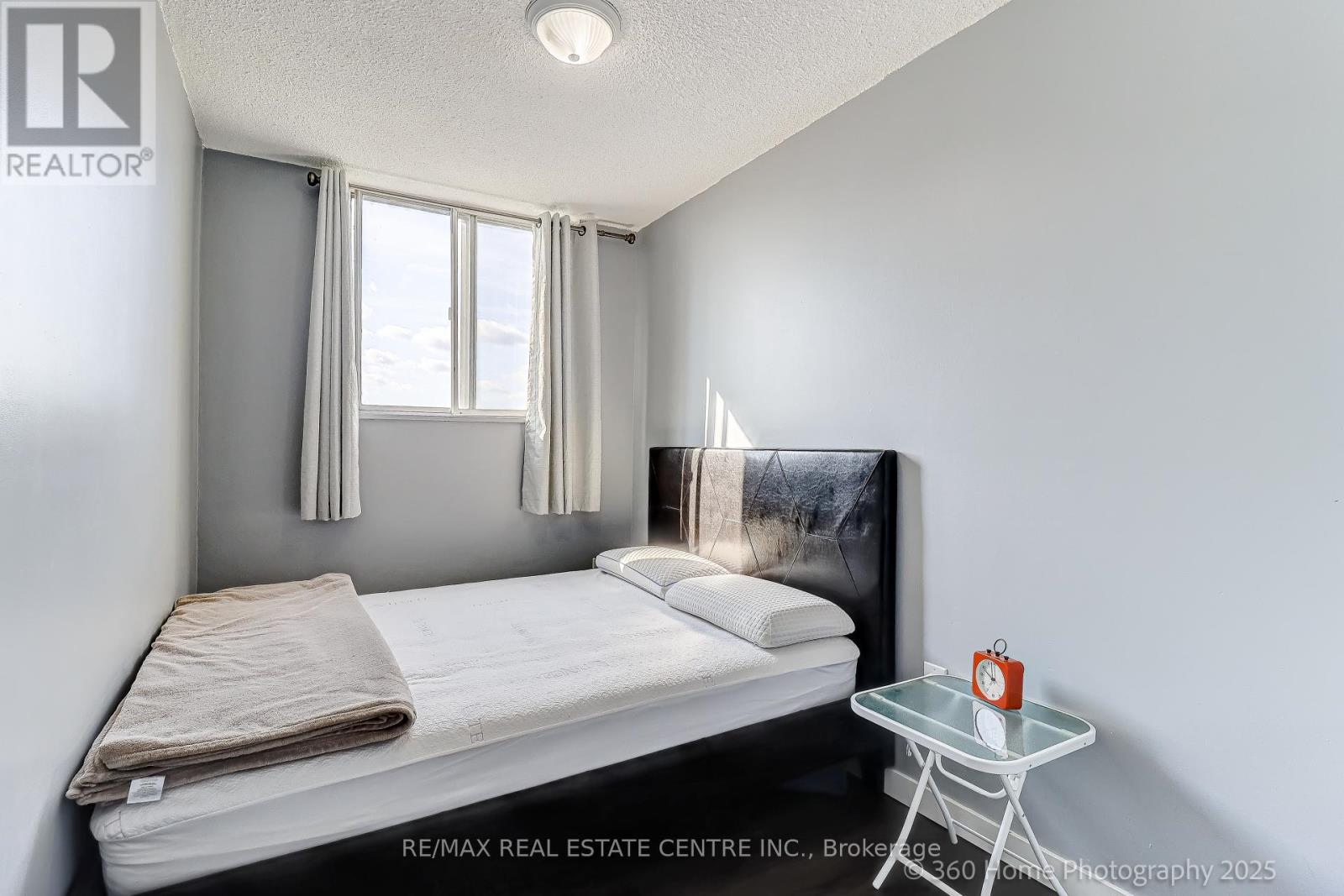 1108 - 200 Lotherton Pathway, Toronto, Ontario  M6B 2G9 - Photo 18 - W12390190