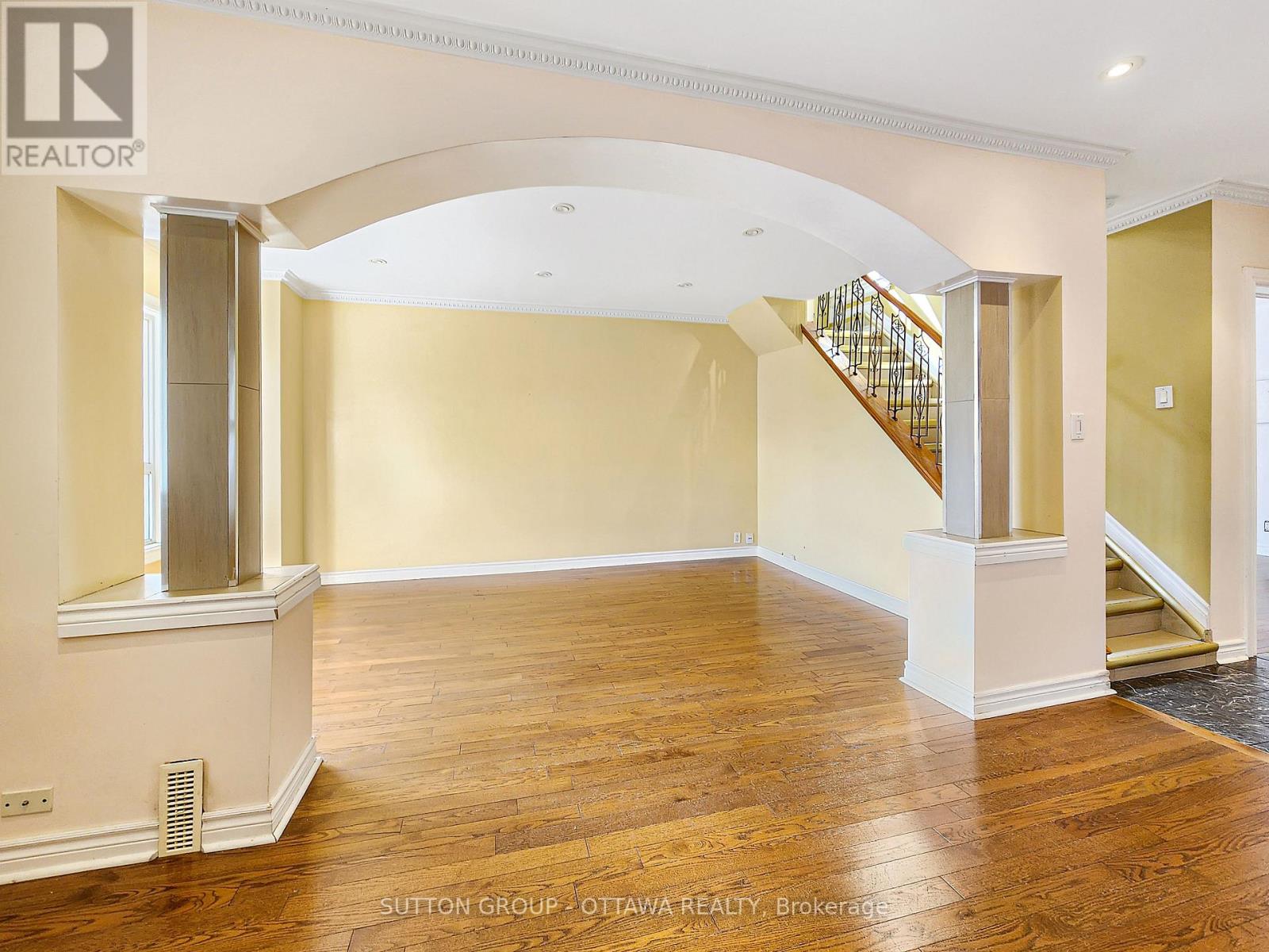 139 Eccles Street, Ottawa, Ontario  K1R 6S7 - Photo 16 - X12355588