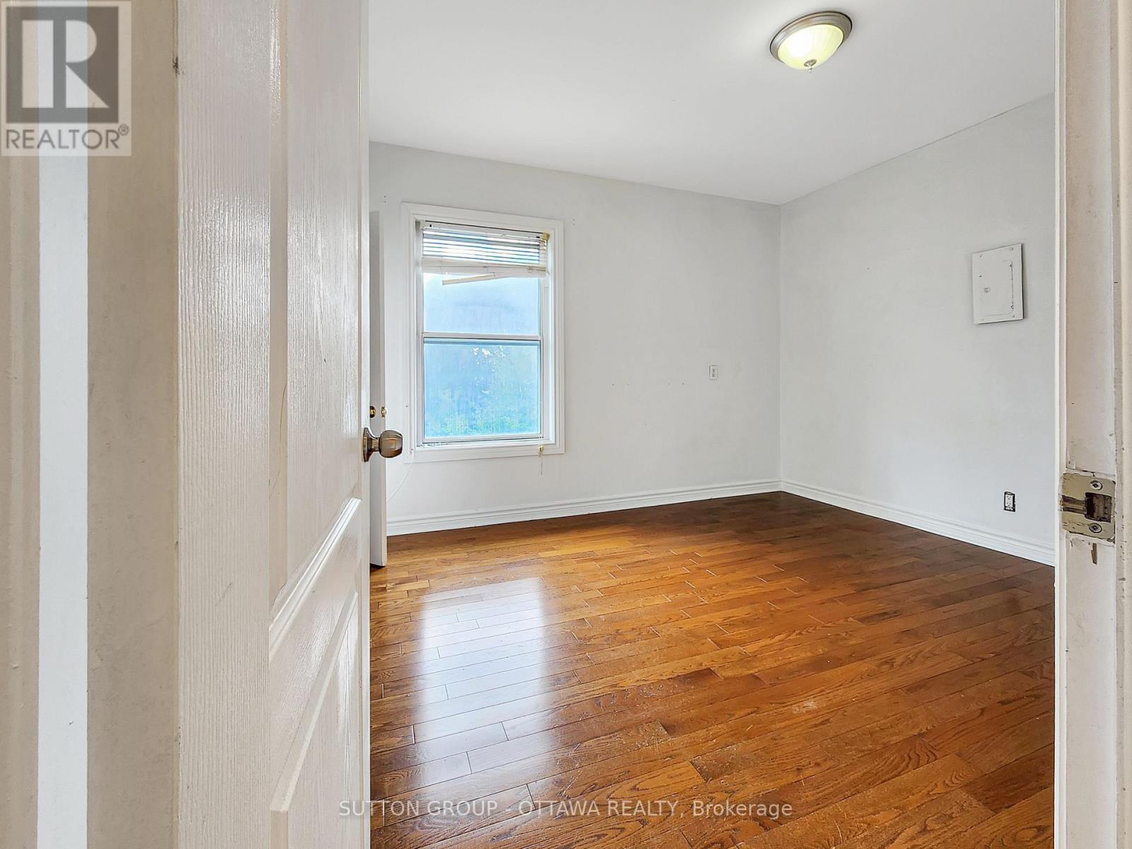 139 Eccles Street, Ottawa, Ontario  K1R 6S7 - Photo 26 - X12355588