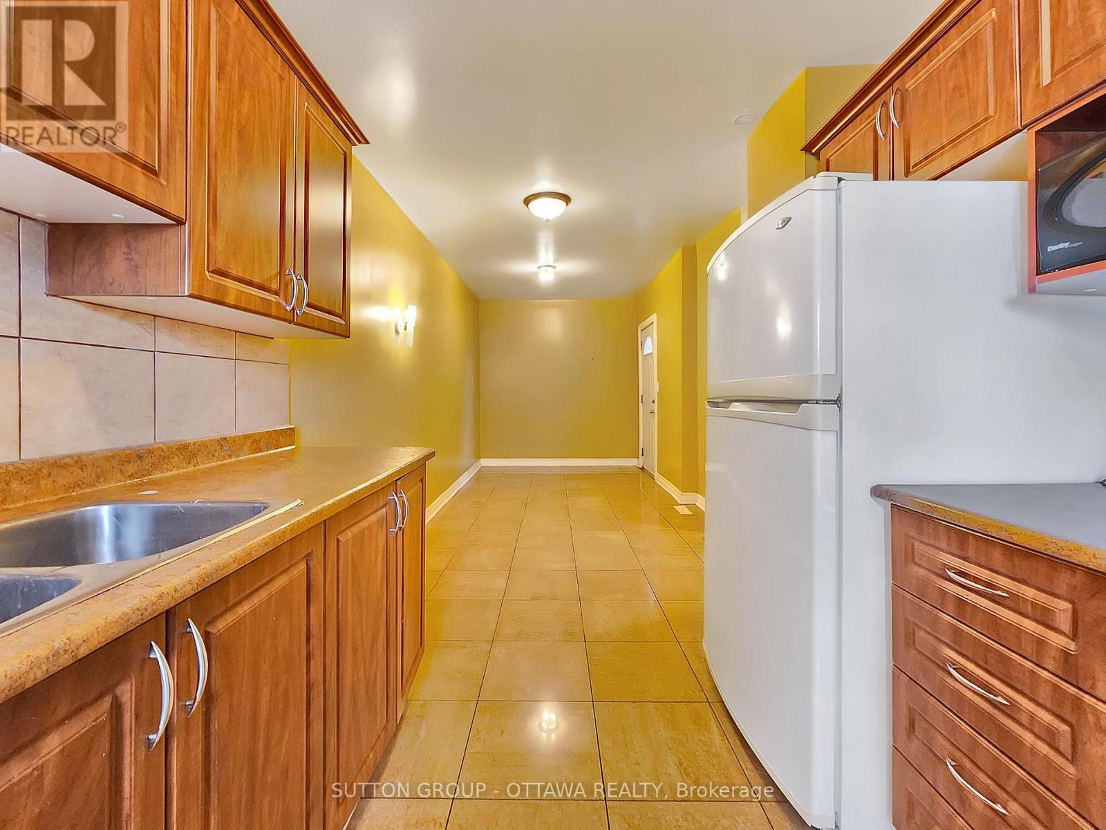 139 Eccles Street, Ottawa, Ontario  K1R 6S7 - Photo 24 - X12355588