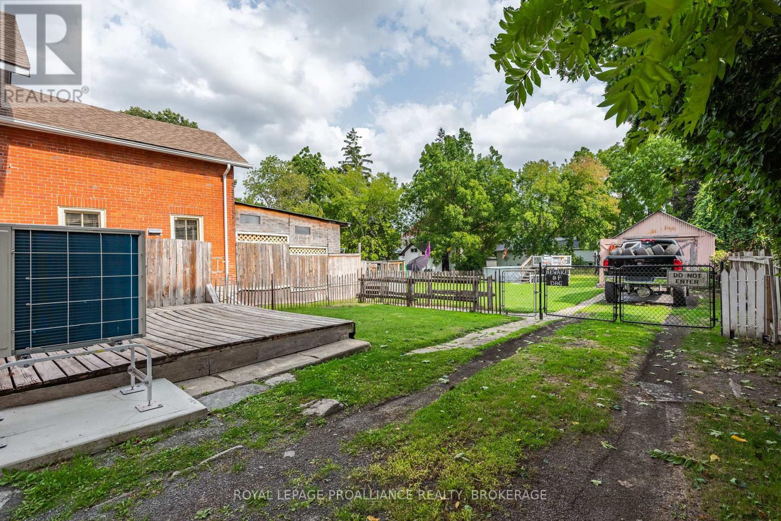 10-12 Thomas Street E, Greater Napanee (Greater Napanee), Ontario  K7R 1K6 - Photo 19 - X12391422