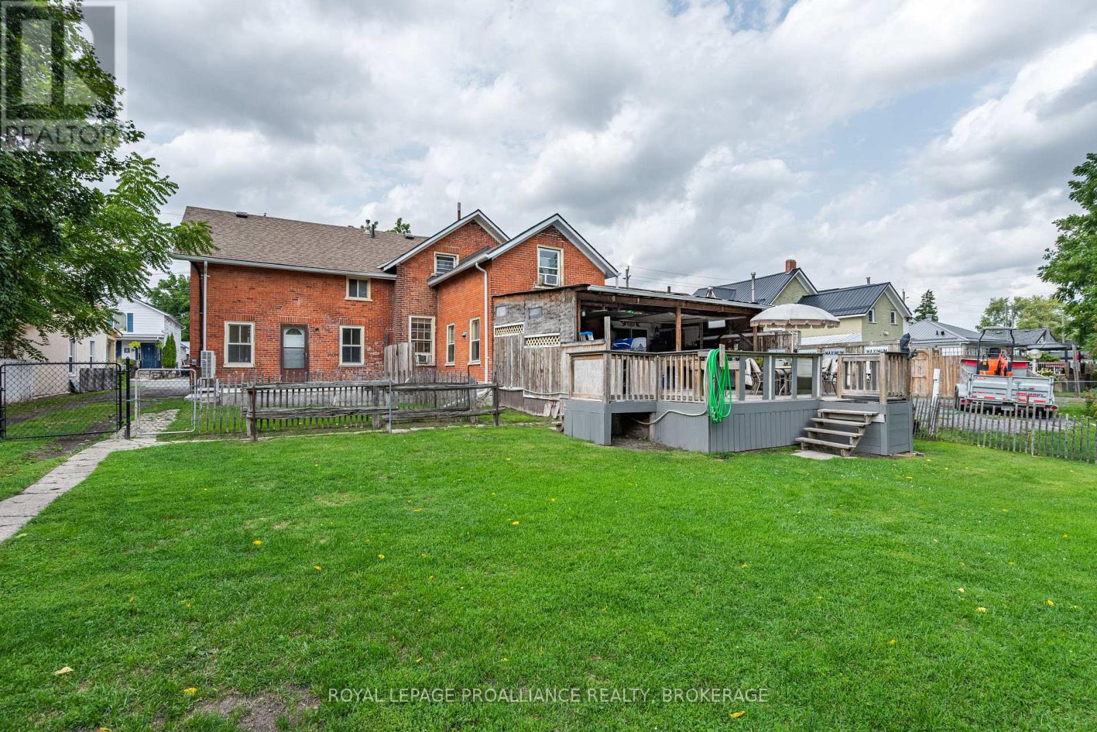 10-12 Thomas Street E, Greater Napanee (Greater Napanee), Ontario  K7R 1K6 - Photo 21 - X12391422