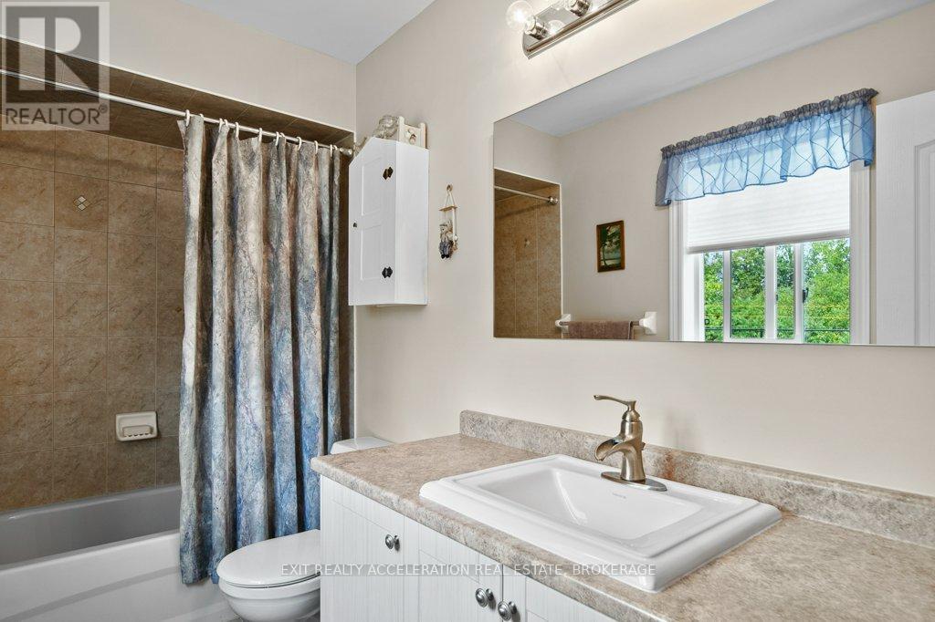 21 Kanvers Way, Greater Napanee (Greater Napanee), Ontario  K7R 3X6 - Photo 20 - X12391449