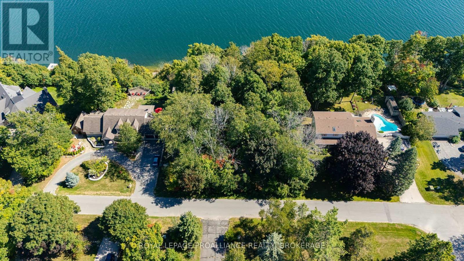 40 RIVERSIDE DRIVE, Kingston, Ontario