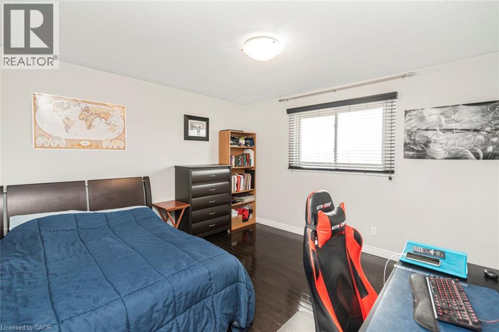 39 Guildwood Drive, Hamilton, Ontario  L9C 6S3 - Photo 24 - 40767830
