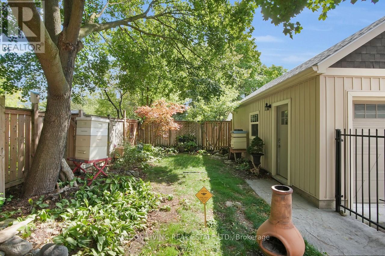 135 Duchess Avenue, London South (South F), Ontario  N6C 1N8 - Photo 30 - X12391333