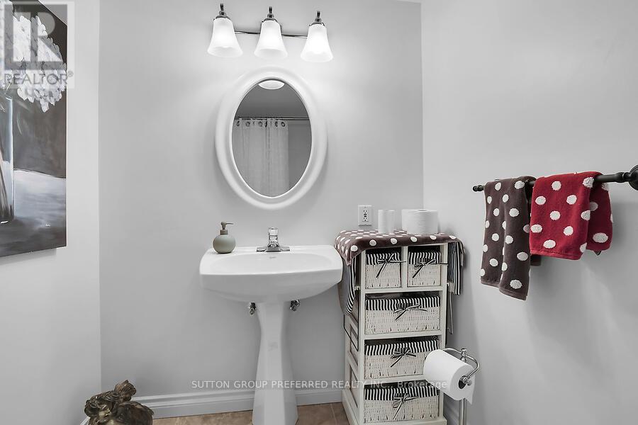 6 - 398 Old Riverside Drive, London North, Ontario  N6H 4T3 - Photo 17 - X12391395