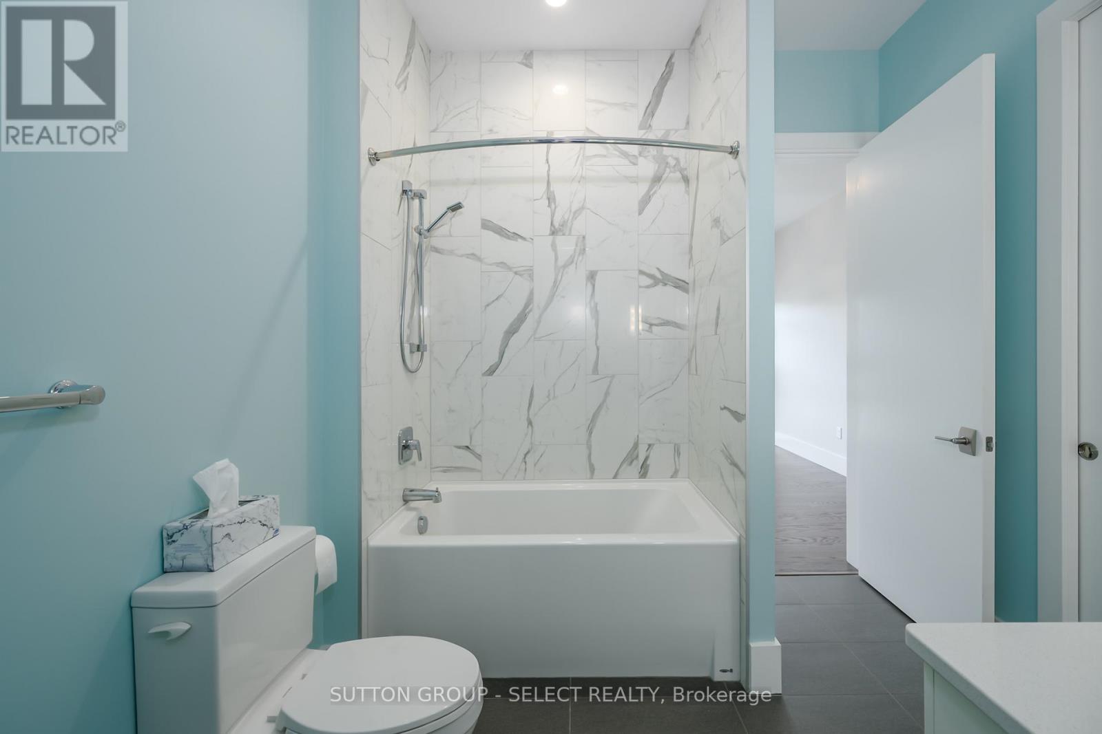 209 - 1705 Fiddlehead Place, London North (North R), Ontario  N6G 5M6 - Photo 22 - X12391396