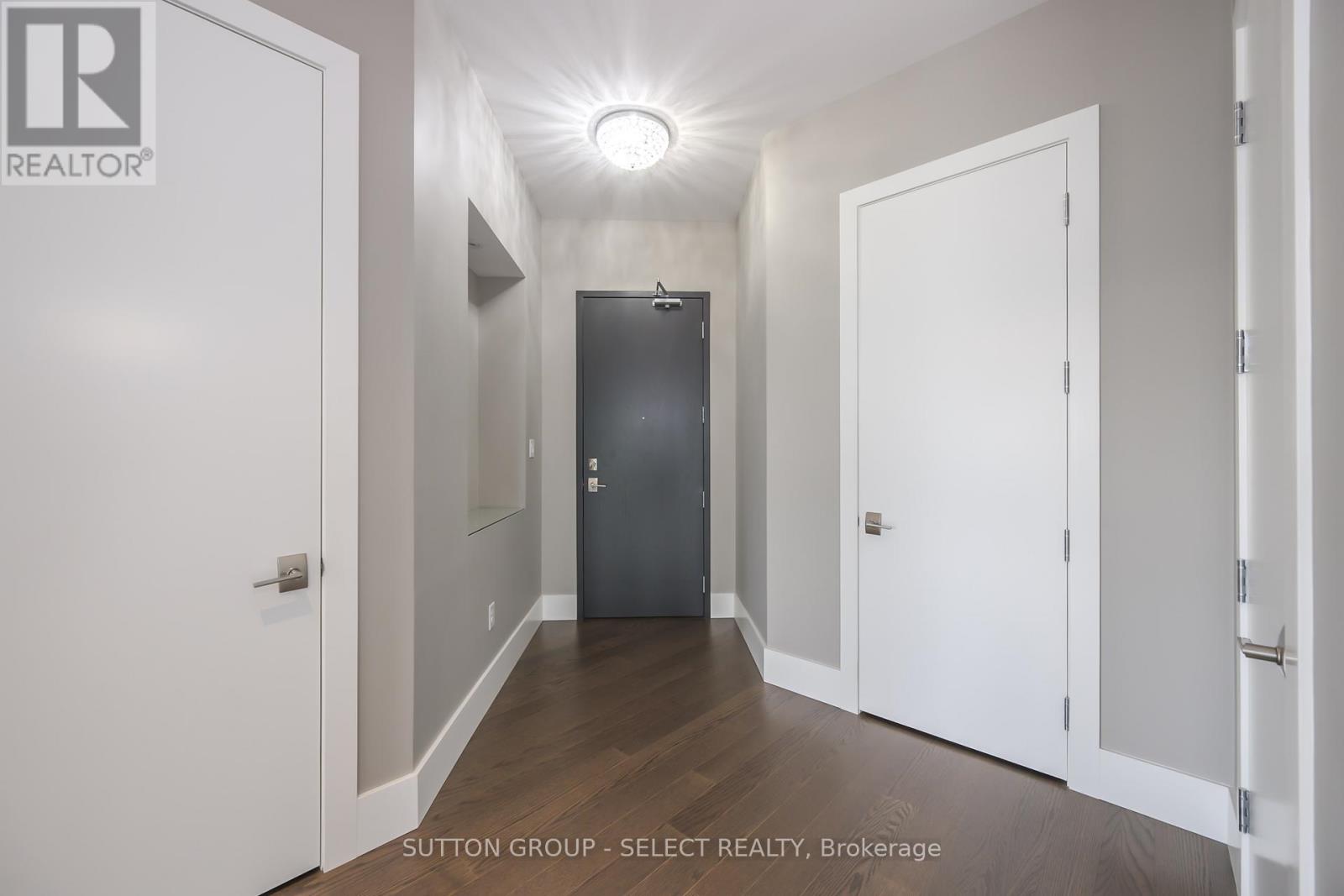 209 - 1705 Fiddlehead Place, London North (North R), Ontario  N6G 5M6 - Photo 4 - X12391396