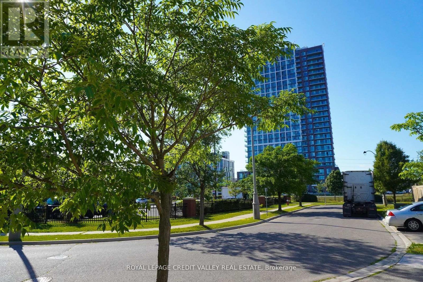 72 Kilrea Way, Brampton, Ontario  L6X 0R3 - Photo 24 - W12384926
