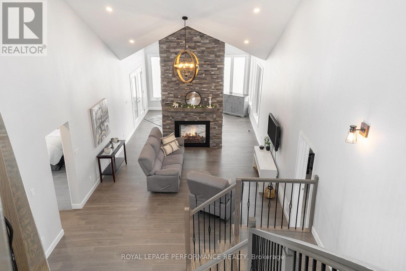 209 Des Violettes Street, Clarence-Rockland, Ontario  K0A 2A0 - Photo 12 - X12391355